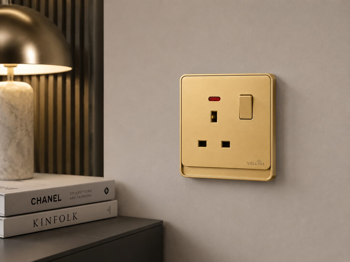 13A single socket with neon-BLACK, GOLD & WHITE